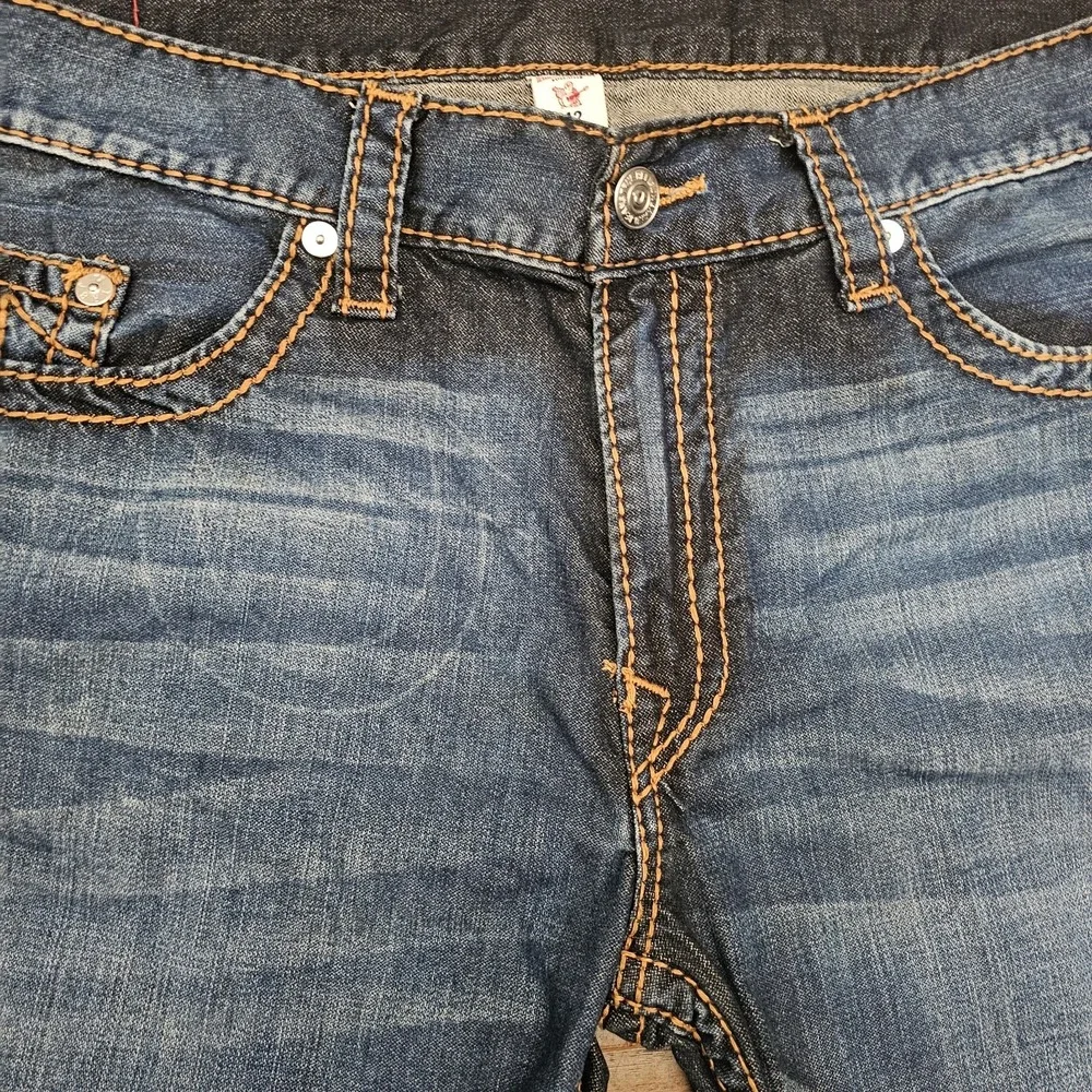 True Religion Men's 42x32 Skinny Big T Thick Stitching Denim Jeans Medium‎ Wash